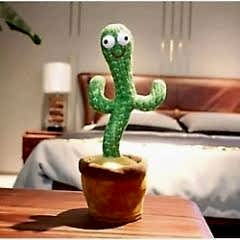 Dans Eden Şarkı Söyleyen Kaktüs Peluş Speaker